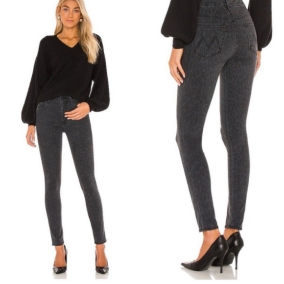 MOTHER Jeans High Waisted Looker, Bad Cat! Black Leopard Print, Size 26 - Picture 2 of 12